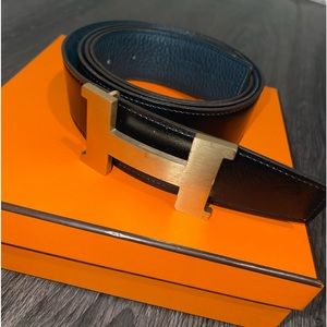 Mens Reversible Hermes Black and Navy Blue Large H Buckle